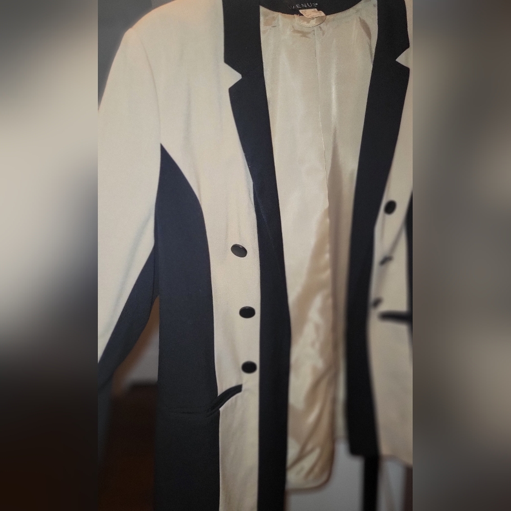 VENUS Black and Tan Apparel